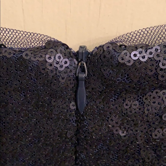 Navy long sleeved sequin dress - Picture 5 of 5